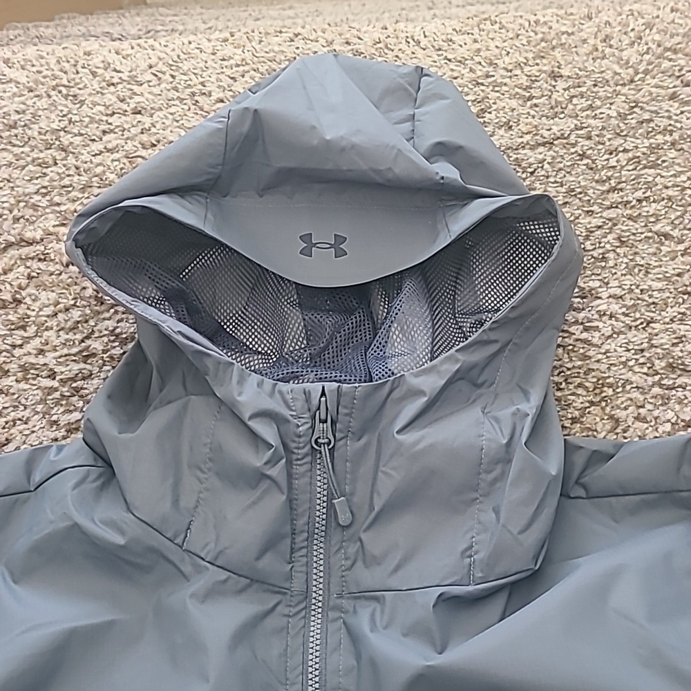 Under Armour Light Gray Hooded Windbreaker - Picture 3 of 7